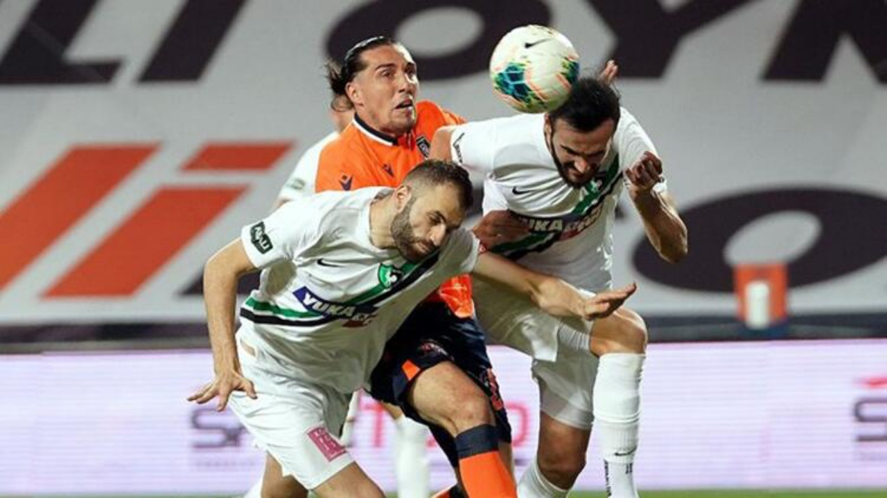 Mustafa Yumlu'dan ilginç penaltı savunması!