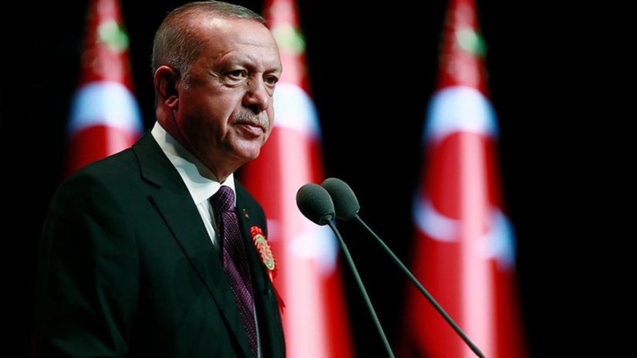 Erdoğan 20.53'te halka seslenecek
