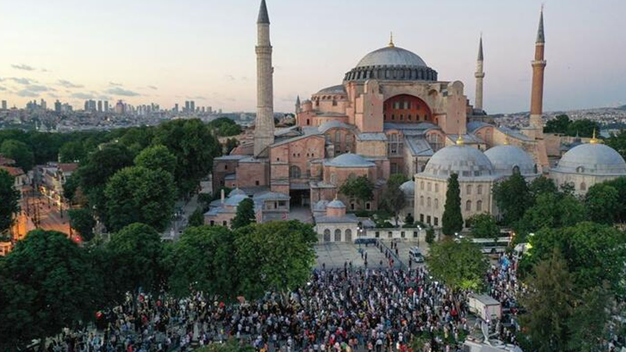 UNESCO'ya 'Ayasofya' cevabı