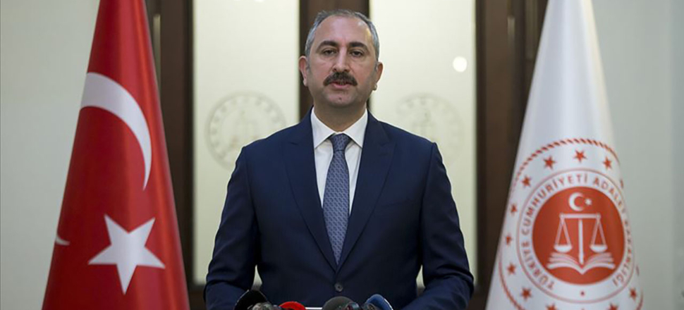 Adalet Bakanı Gül'den darbe girişimi davaları ile ilgili önemli açıklama