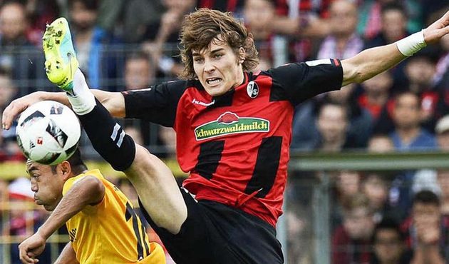 Mourinho gözünü Çağlar Söyüncü'ye dikti
