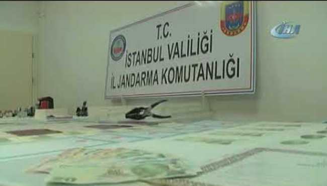 Kalpazan çetesine baskın! FETÖ'ye sahte pasaport, çipli kart üretiyorlardı