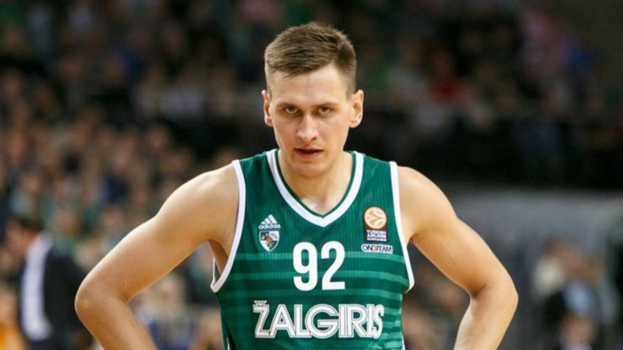 Fenerbahçe bir transferi daha açıkladı
