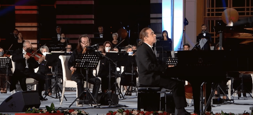 Fahir Atakoğlu'ndan 15 Temmuz Destanı
