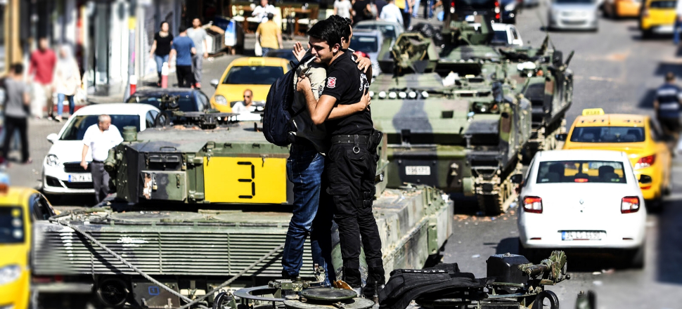 İşte FETÖ'cü hainlerin Türkiye ekonomisine zararı
