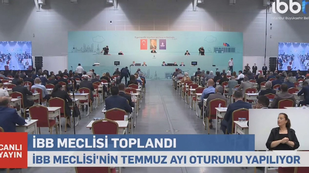 Ayasofya planlarının değiştirilmesi için İBB Meclisi'ne teklif