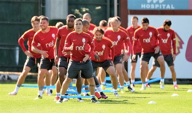 Galatasaray'da 3 ismin daha bileti kesilecek!