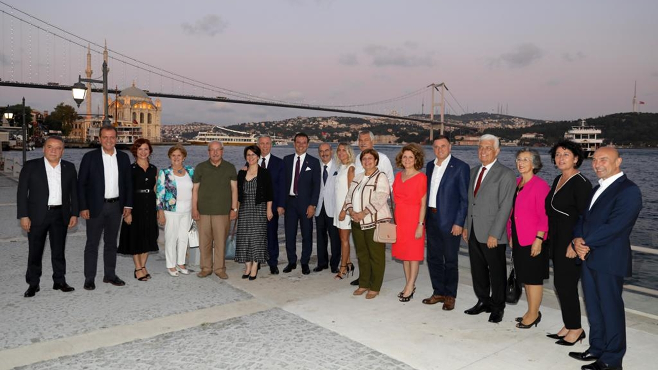 İmamoğlu'ndan 319 bin liralık yemek