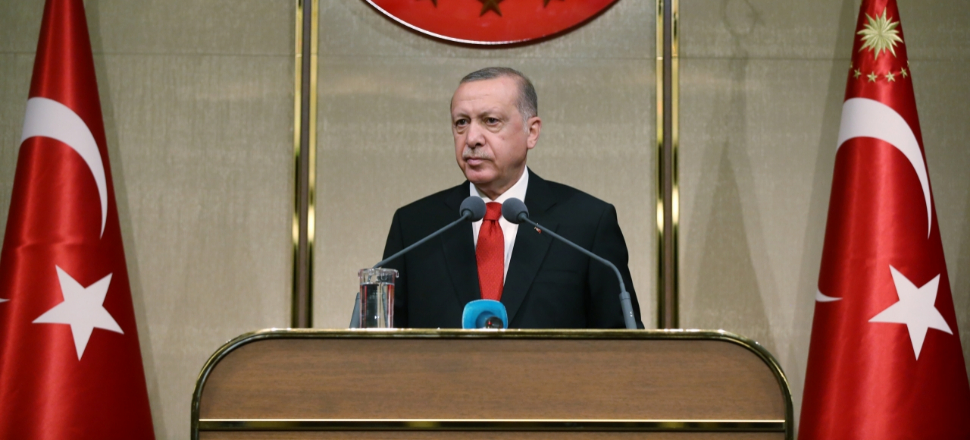 Cumhurbaşkanı Erdoğan: FETÖ'cülere dünyayı dar ediyoruz!
