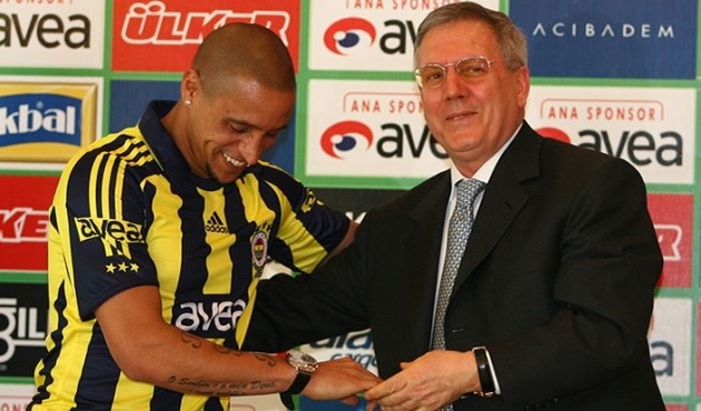 Fenerbahçe'den Roberto Carlos açıklaması