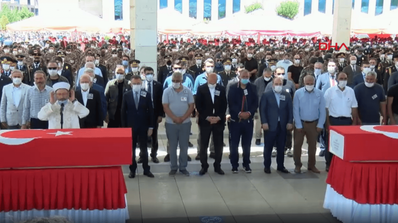 Van şehitleri son yolculuğuna uğurlandı