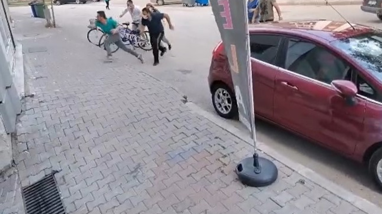 "Milletin namusuna sarkıyorsun"
