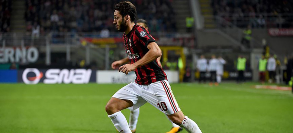 Hakan Çalhanoğlu'nun Bologna maçı performansına tam not
