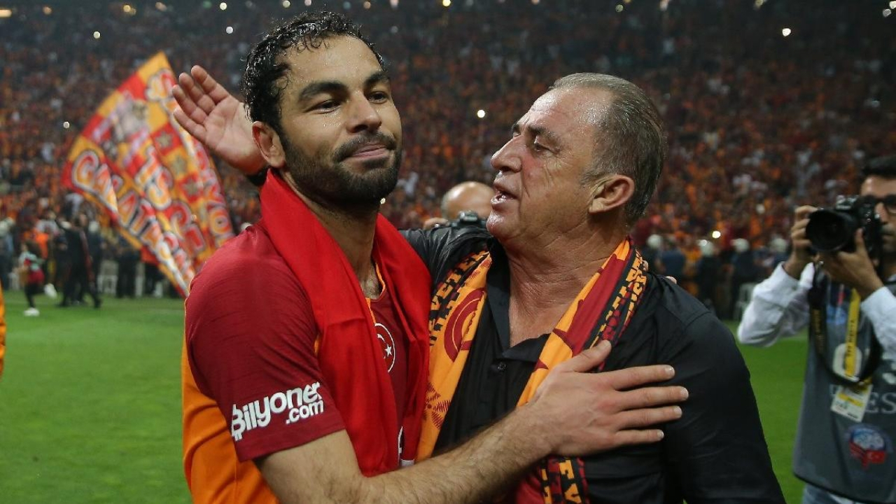 Selçuk İnan futbolu bıraktı
