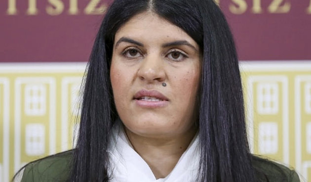 HDP'li Dilek Öcalan'a yakalama kararı!