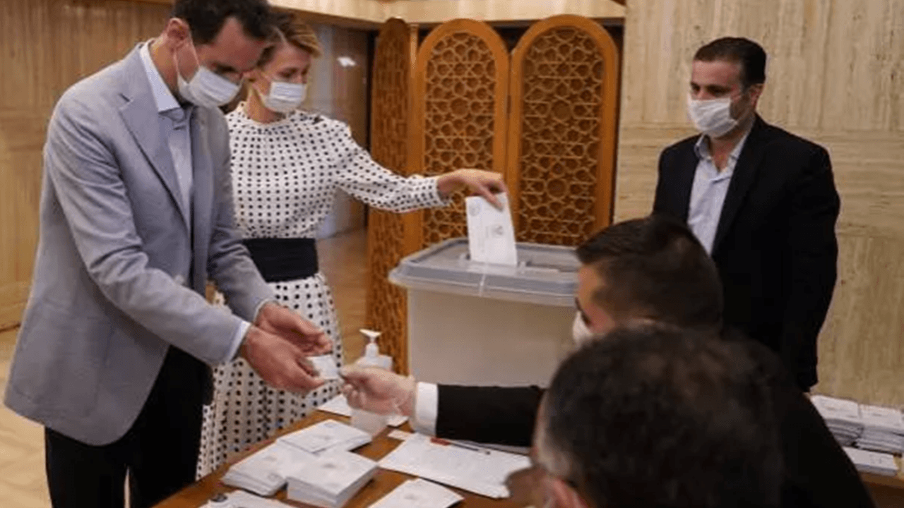 Esed Rejimi savaşın gölgesinde sandıkta