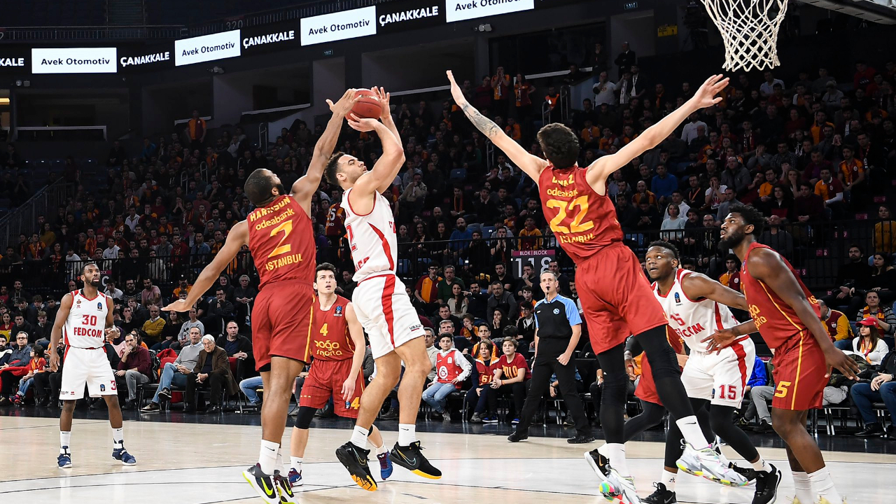 Galatasaray Doğa Sigorta 5 oyuncuyla sözleşme imzaladı
