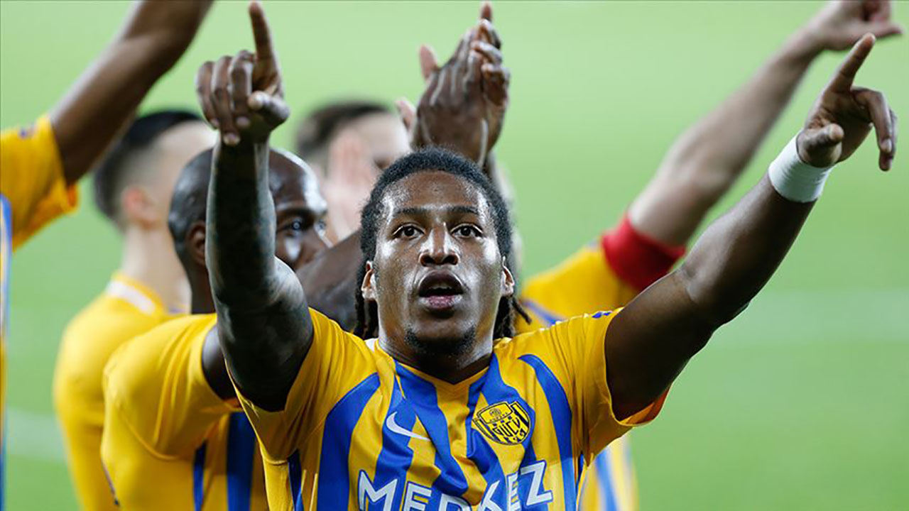 MKE Ankaragücü'nde Gerson Rodrigues'le yollar ayrıldı