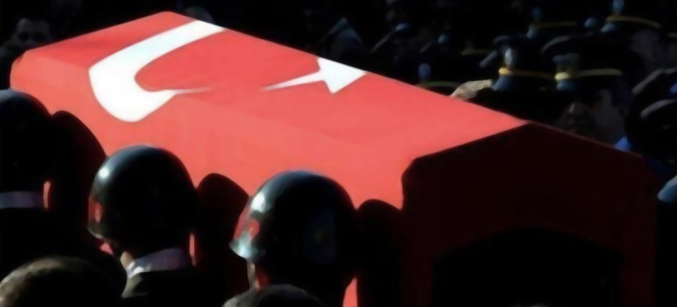 Üs bölgesine saldırı: 2 asker şehit oldu