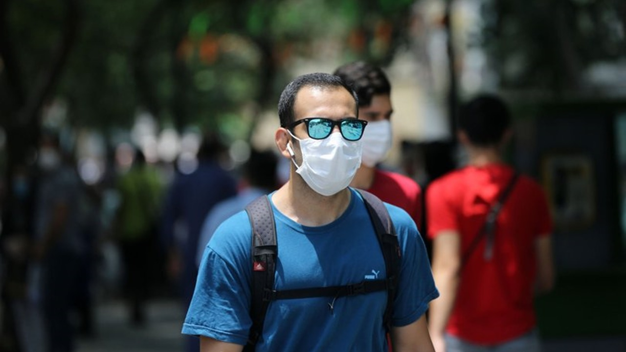 'Minibüs durağı' gibi yerlerde satılan maskelerde risk