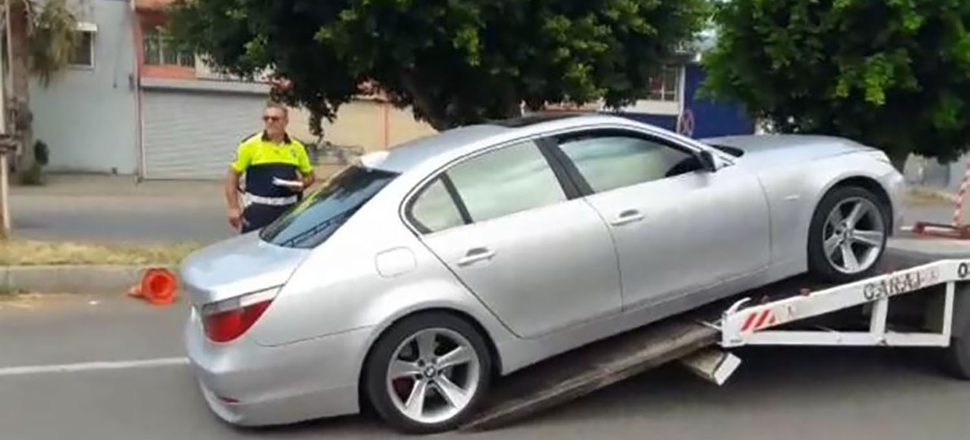 Drift atıp polisten kaçan sürücüye 6 bin 561 lira ceza