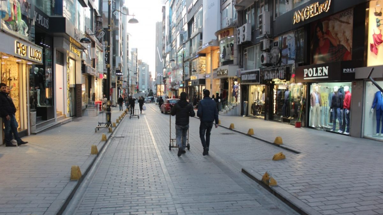 Laleli esnafı Arapları bıktırdı