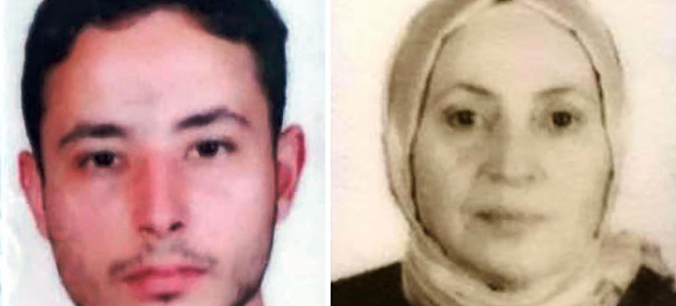 Annesini öldürdü polise teslim oldu