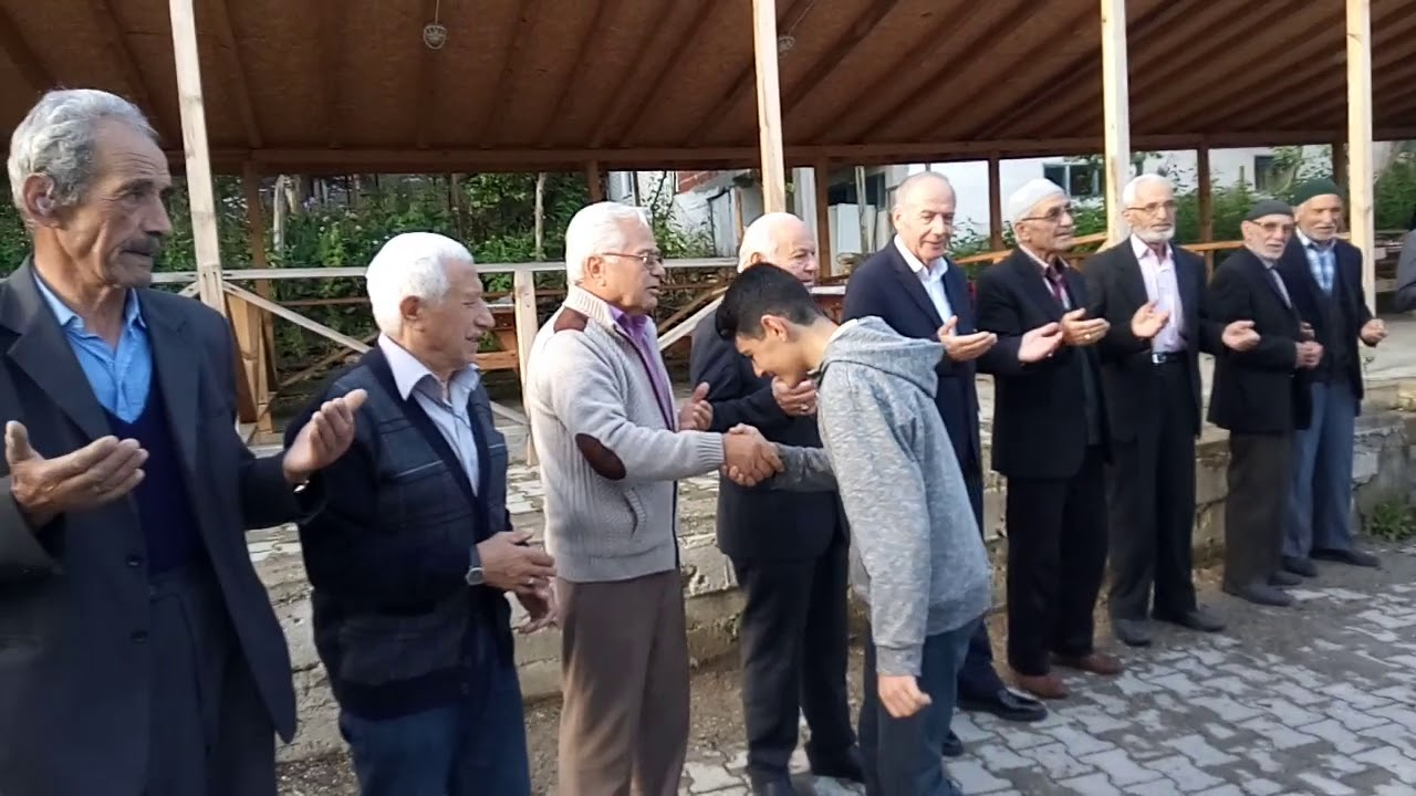 Toplu bayramlaşmaya yasak geliyor