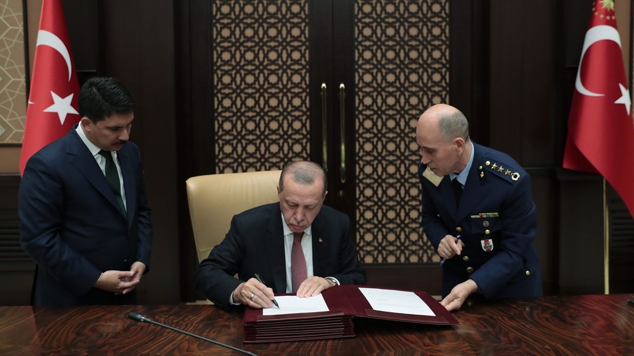 YAŞ bugün toplanıyor