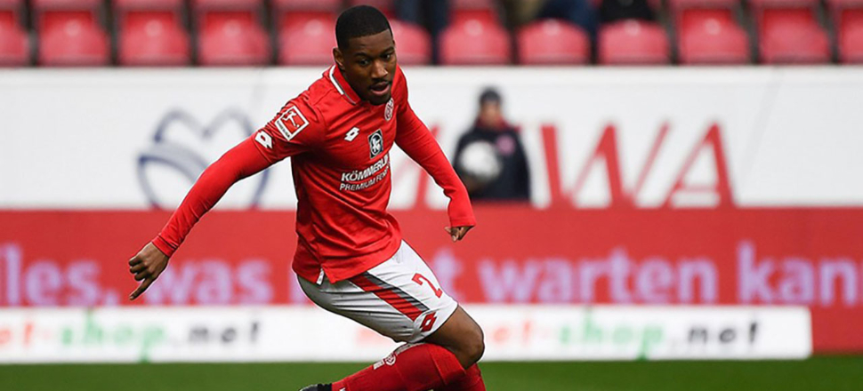 Fransız futbolcu Pierre-Gabriel'in arabası yakıldı