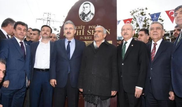 'İzmir'in dağlarında çiçekler açtığında oğlumun kokusunu duyacağız'