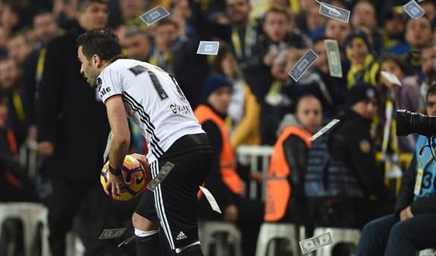 Vodafone Arena'da Gökhan Gönül hazırlığı tamam