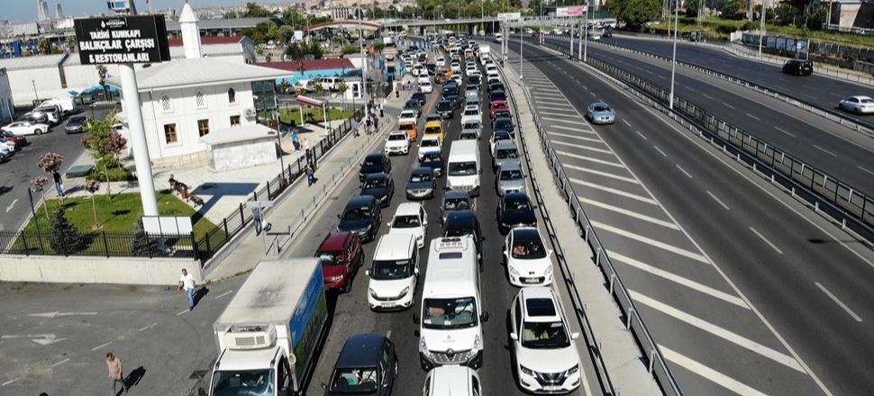 Sahil yolunda Ayasofya yoğunluğu