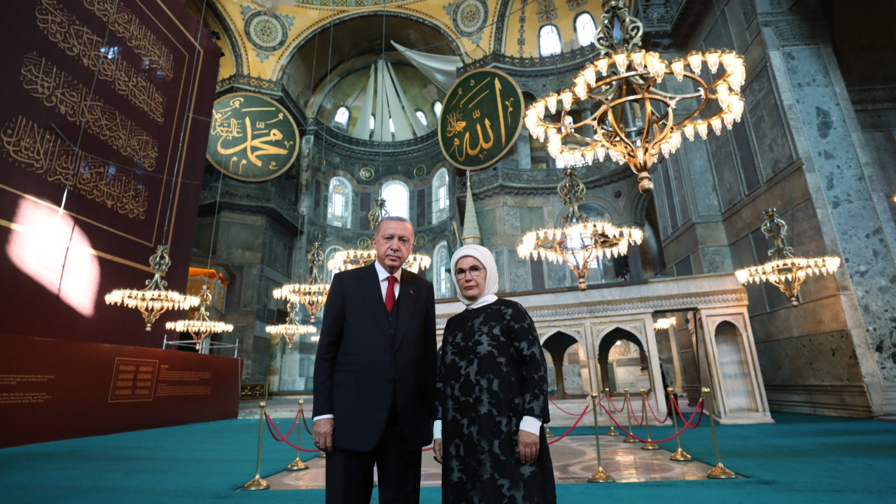 Ayasofya Camii 24 saat açık olacak!