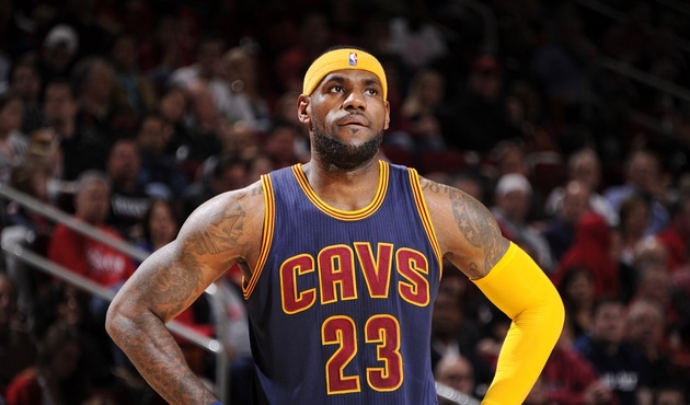 LeBron James Kobe Bryant'ın rekorunu kırdı!