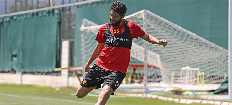 Göztepe Wallace Reis'le yollarını ayırdı