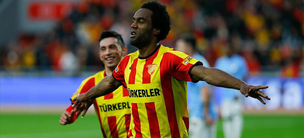 Göztepe'de ayrılan 5. isim Cameron Jerome oldu