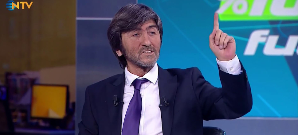Rıdvan Dilmen seçti! İşte sezonun 11'i