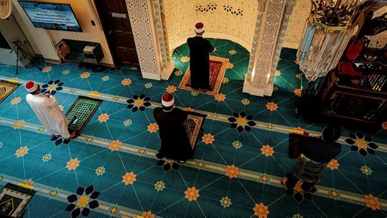 Bilim kurulu üyesinden namaz için kritik uyarı