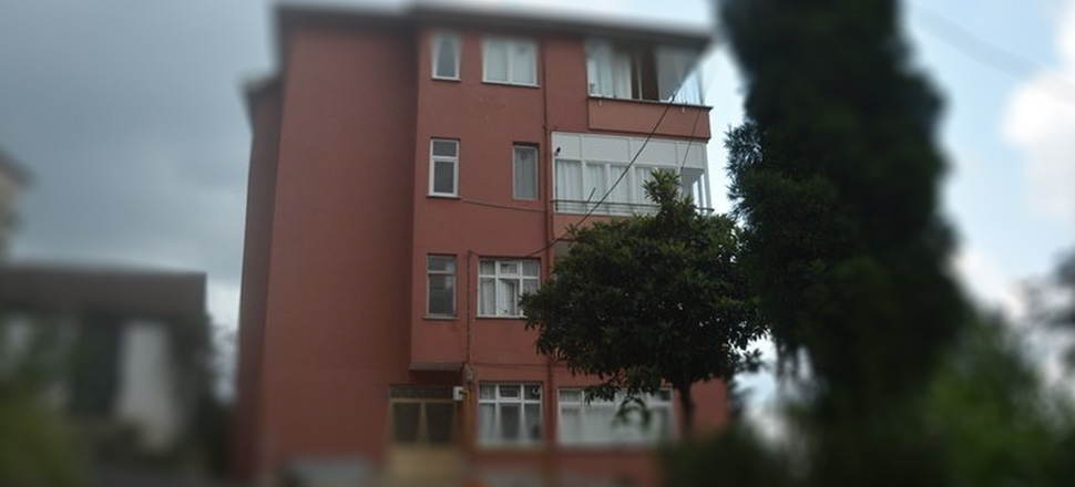 Sepetteki 53 bin euroyu alıp, ekmek bıraktı!