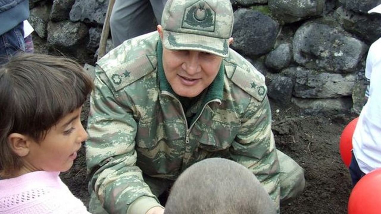 Binbaşı Arslan Kulaksız'ı şehit eden teröristlere yardım eden hainler yakalandı