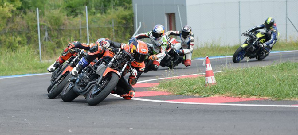 Milli motosikletçiler İspanya'da 4 farklı şampiyonada piste çıkacak