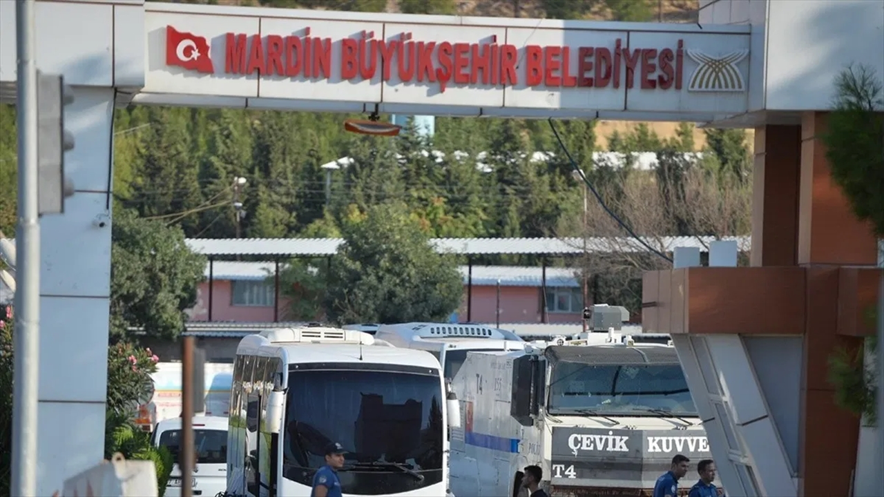 Mardin Büyükşehir Belediyesi'nde operasyon