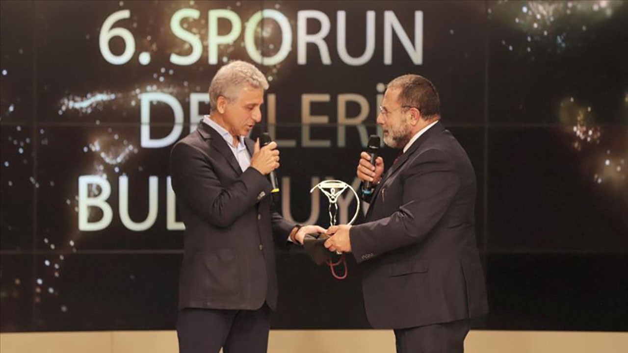 'Sporun Devleri Buluşuyor' ödülleri sahiplerini buldu