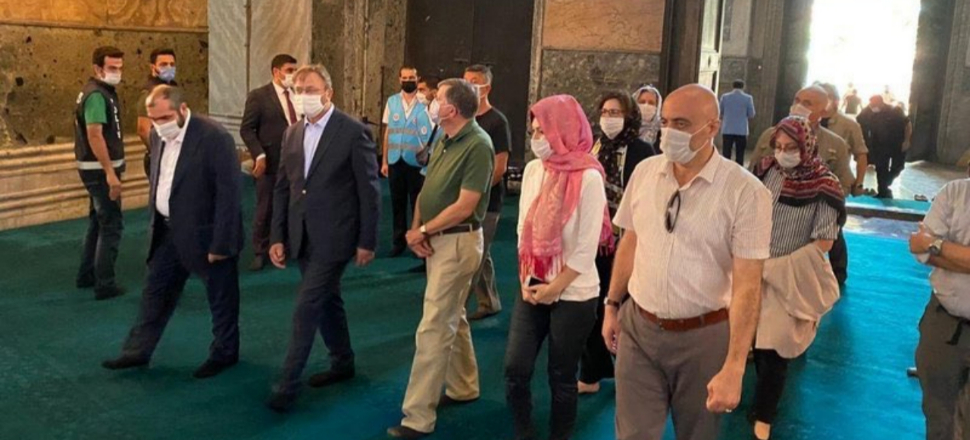 ABD Büyükelçisi Satterfield'den Ayasofya Camii'ne ziyaret