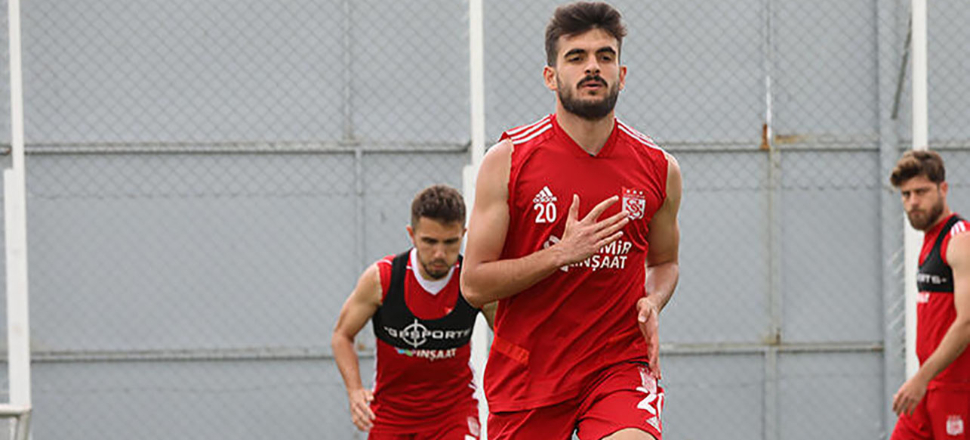 Fatih Aksoy, Sivasspor'a veda etti