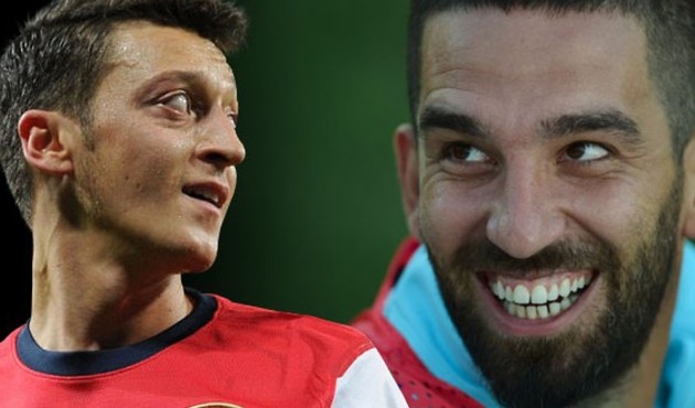 Müthiş iddia... Mesut Özil ve Arda Turan aynı takıma!