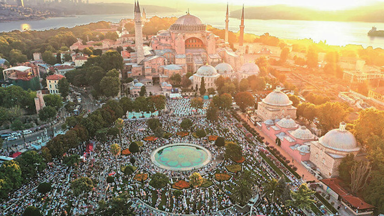 Müslümanların ortak coşkusu Ayasofya