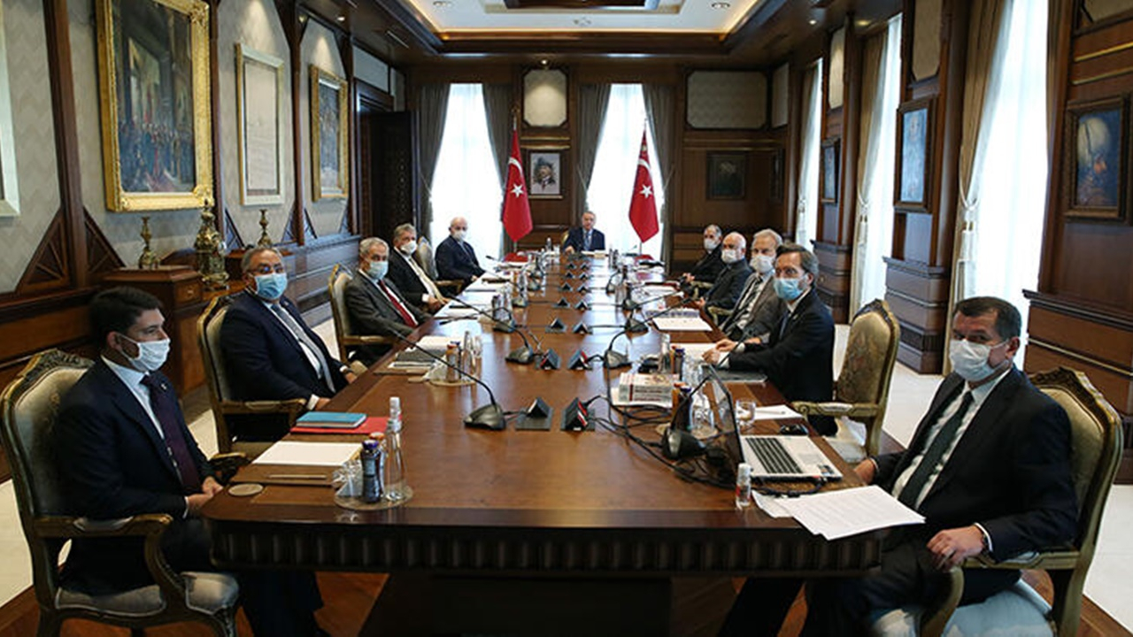 TDK'dan Erdoğan'a 'Türkçenin korunması' raporu