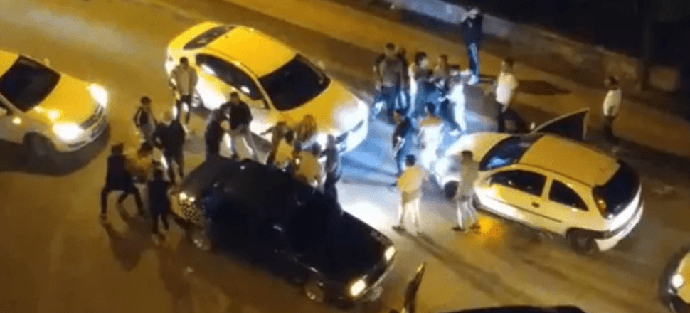 Yol verme kavgasında yumruklar havada uçuştu